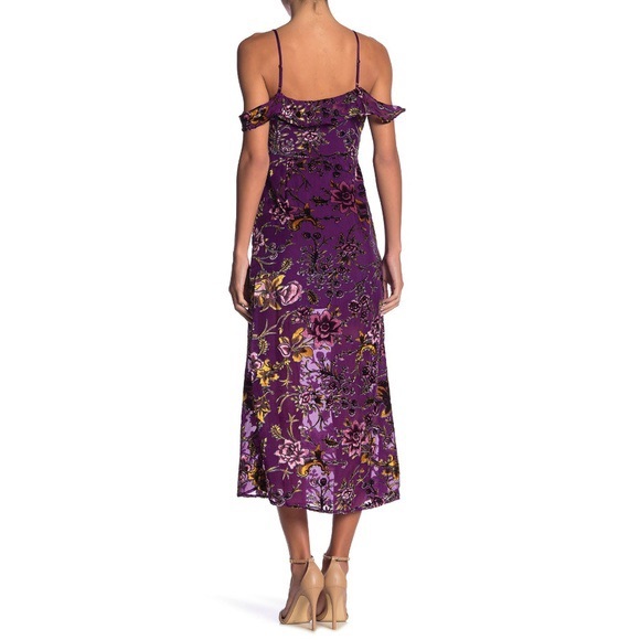 Honey Punch Dresses Nwt Honey Punch Cold Shoulder Floral Dress